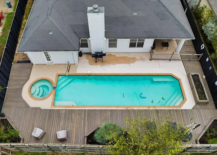 High End Design With Pool & Hot Tub Gameroom Round Rock