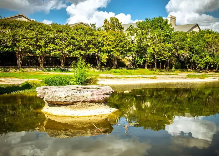 High End Design With Pool & Hot Tub Gameroom Round Rock